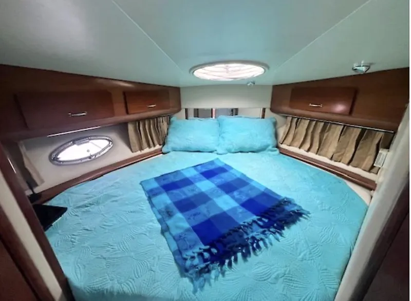 Slide: The Image of Carver Yachts 2003 - 27