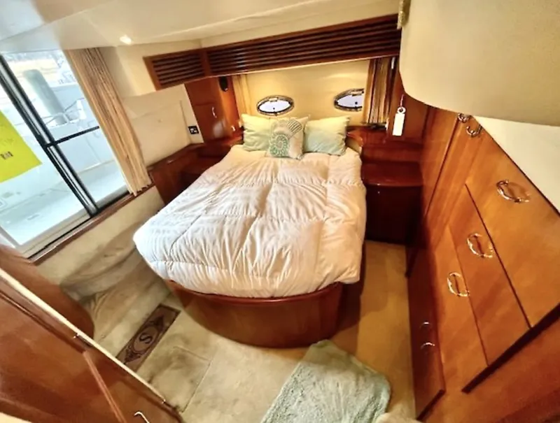 Slide: The Image of Carver Yachts 2003 - 29