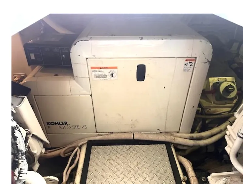 Slide: The Image of Carver Yachts 2003 - 36