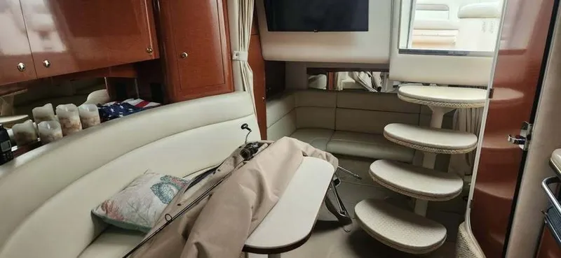 Slide: The Image of Sea Ray Sundancer 2002 - 4