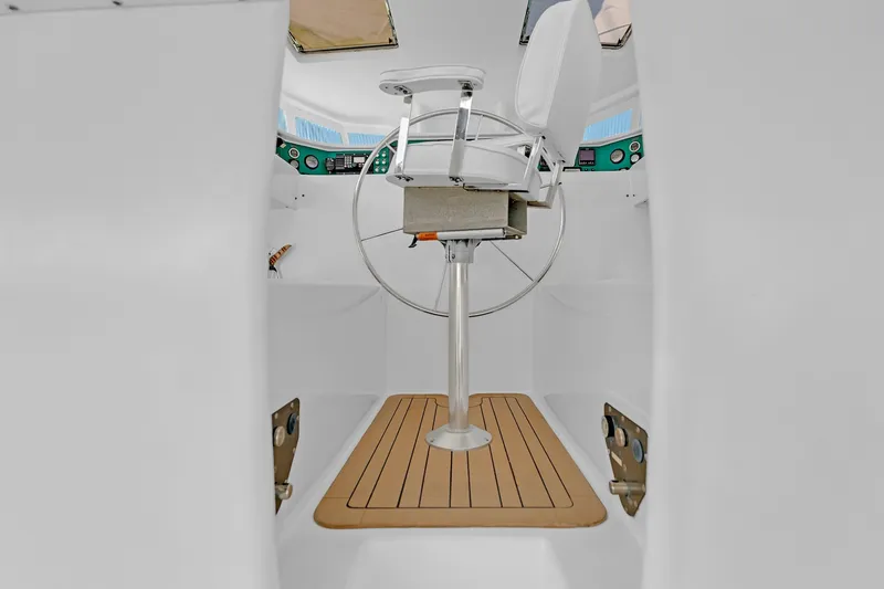 Slide: The Image of Kelsall Manannan Custom 1988 - 6