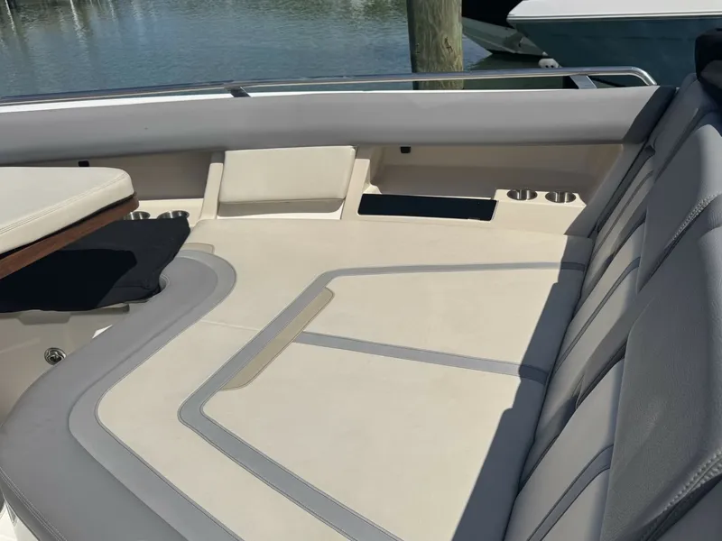 Slide: The Image of Boston Whaler 380 Realm 2024 - 12