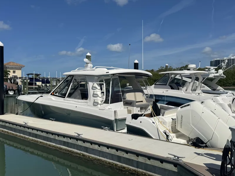 Slide: The Image of Boston Whaler 380 Realm 2024 - 2
