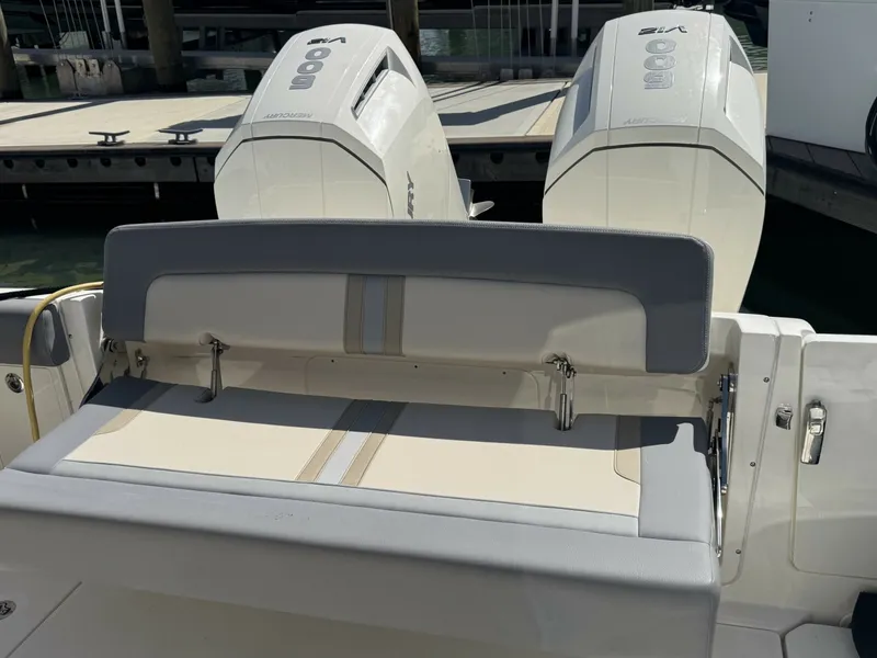 Slide: The Image of Boston Whaler 380 Realm 2024 - 3
