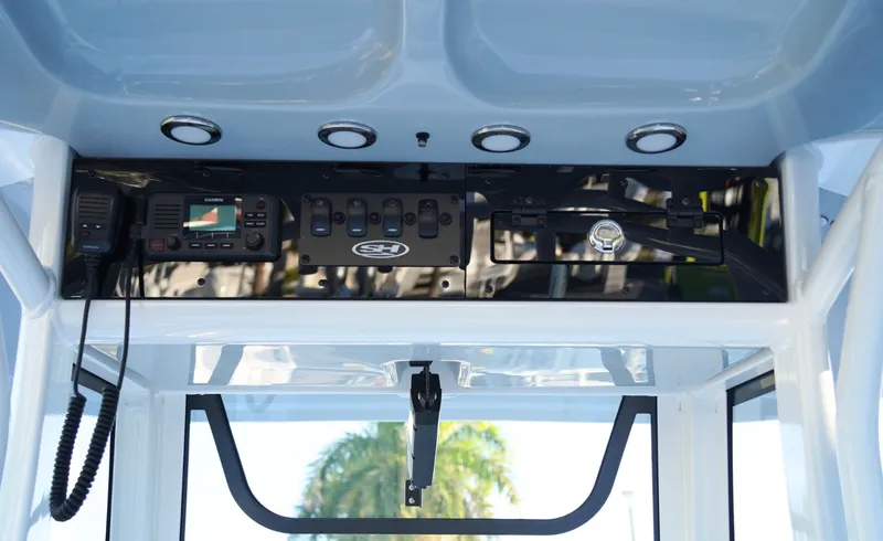 Slide: The Image of Sea Hunt BX 25 FS 2026 - 11