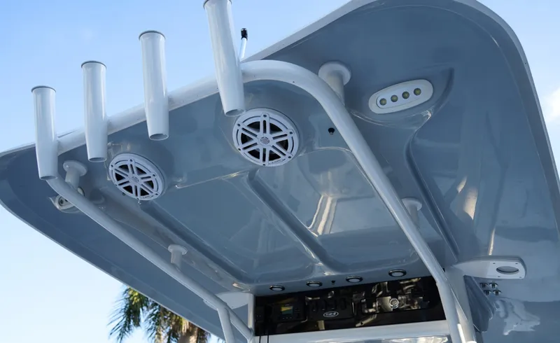 Slide: The Image of Sea Hunt BX 25 FS 2026 - 12
