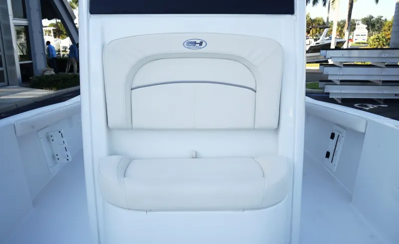 Slide: The Image of Sea Hunt BX 25 FS 2026 - 15