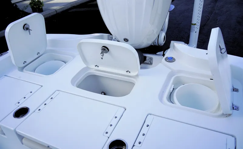 Slide: The Image of Sea Hunt BX 25 FS 2026 - 7