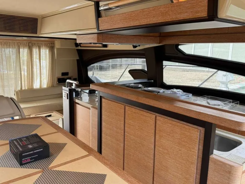 Slide: The Image of Azimut 64 2014 - 16