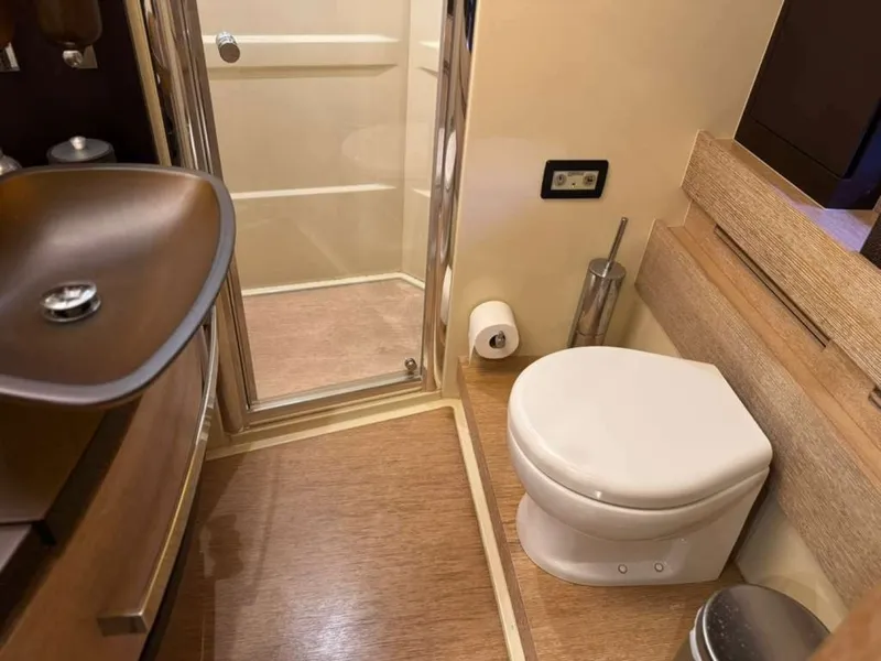 Slide: The Image of Azimut 64 2014 - 20