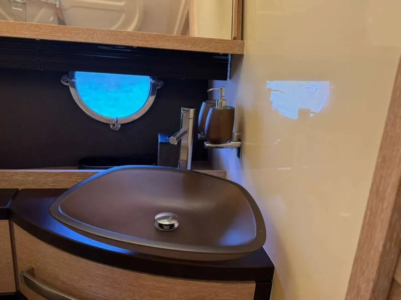 Slide: The Image of Azimut 64 2014 - 21