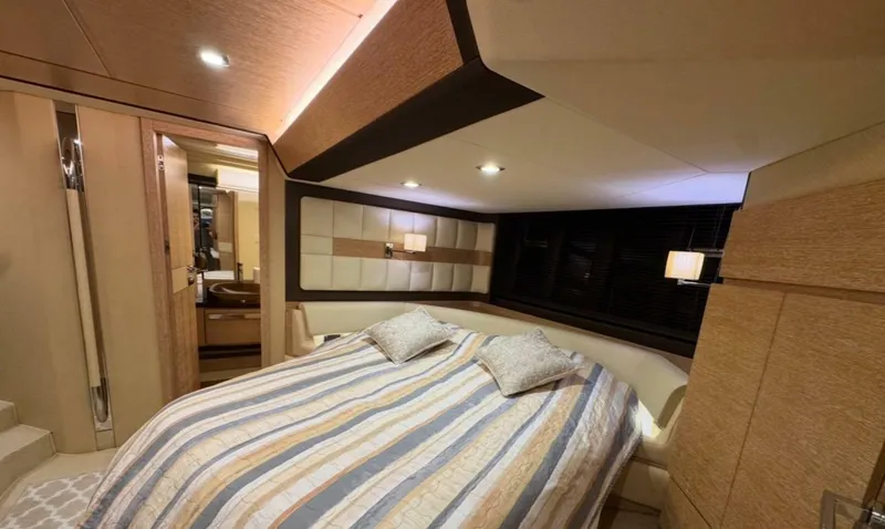 Slide: The Image of Azimut 64 2014 - 24