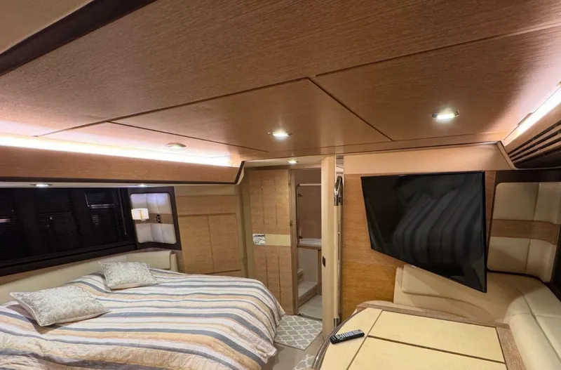 Slide: The Image of Azimut 64 2014 - 25