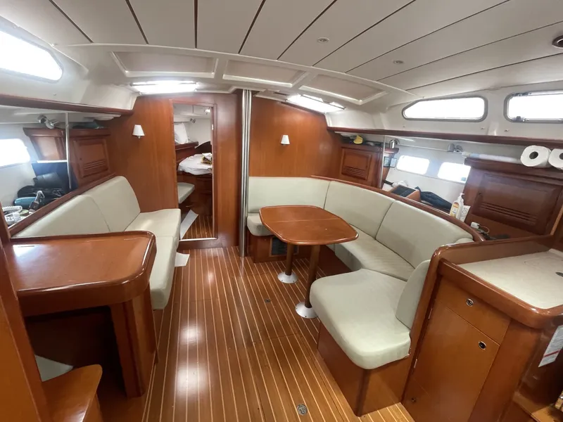 Slide: The Image of Beneteau 423 2007 - 5