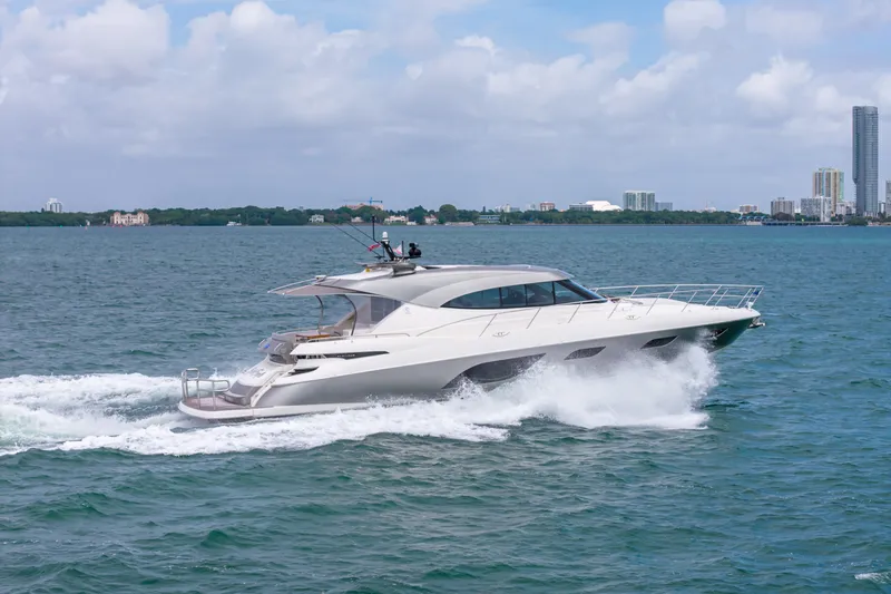 Slide: The Image of Riviera 6000 SPORT YACHT 2024 - 18