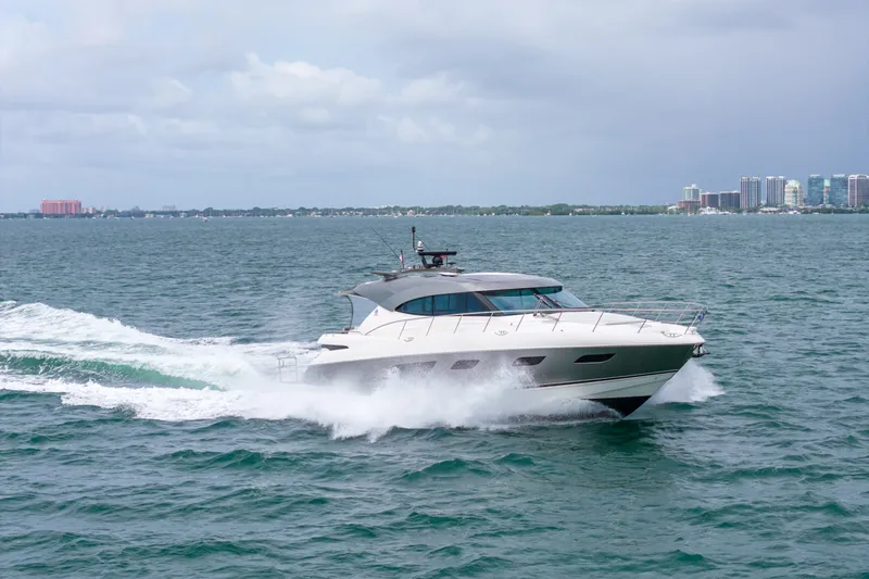 Slide: The Image of Riviera 6000 SPORT YACHT 2024 - 19