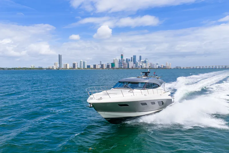 Slide: The Image of Riviera 6000 SPORT YACHT 2024 - 30