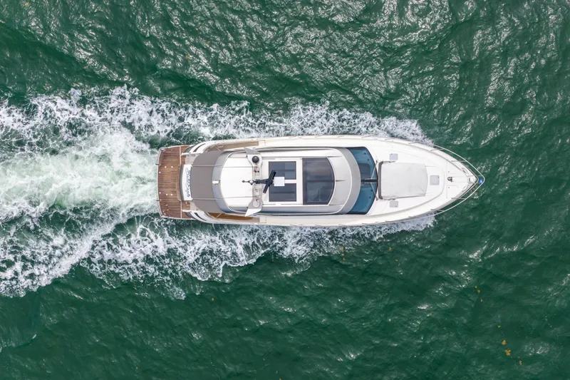 Slide: The Image of Riviera 6000 SPORT YACHT 2024 - 34