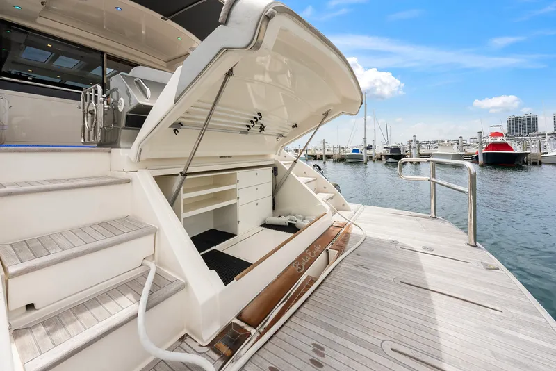 Slide: The Image of Riviera 6000 SPORT YACHT 2024 - 44