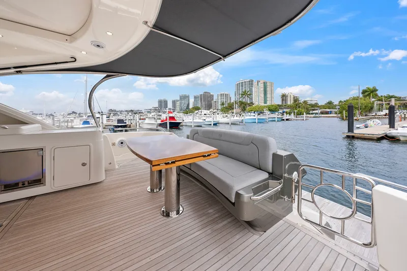 Slide: The Image of Riviera 6000 SPORT YACHT 2024 - 51
