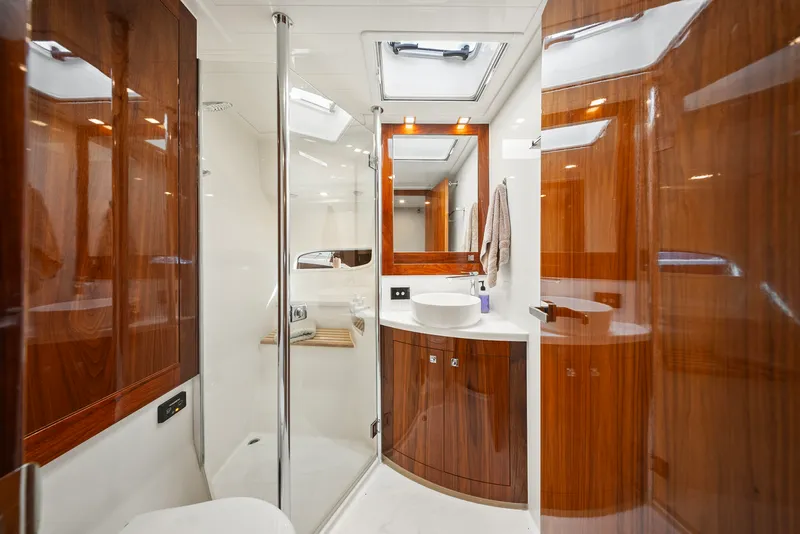 Slide: The Image of Riviera 6000 SPORT YACHT 2024 - 69