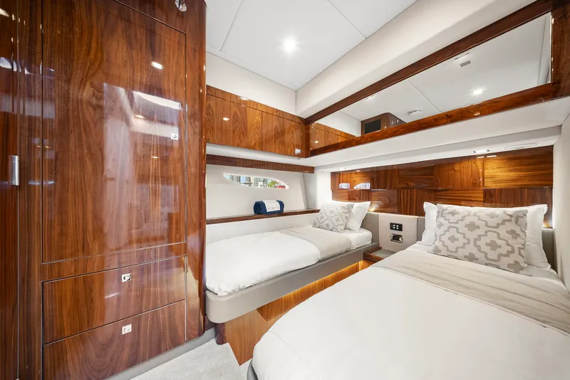 Slide: The Image of Riviera 6000 SPORT YACHT 2024 - 75