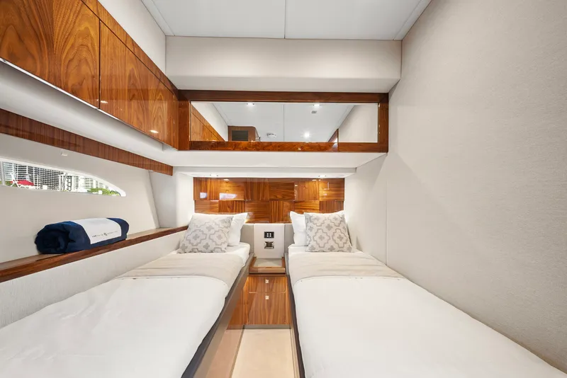 Slide: The Image of Riviera 6000 SPORT YACHT 2024 - 76