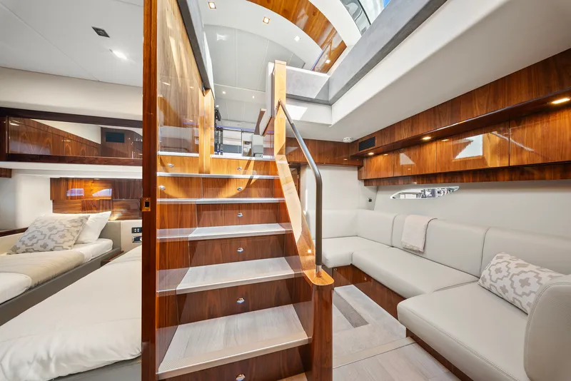 Slide: The Image of Riviera 6000 SPORT YACHT 2024 - 77
