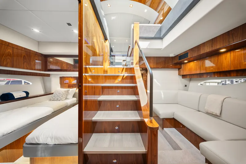 Slide: The Image of Riviera 6000 SPORT YACHT 2024 - 78