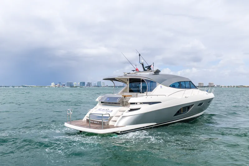 Slide: The Image of Riviera 6000 SPORT YACHT 2024 - 8