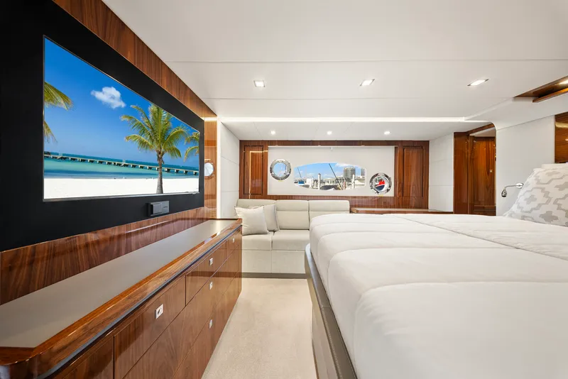 Slide: The Image of Riviera 6000 SPORT YACHT 2024 - 83