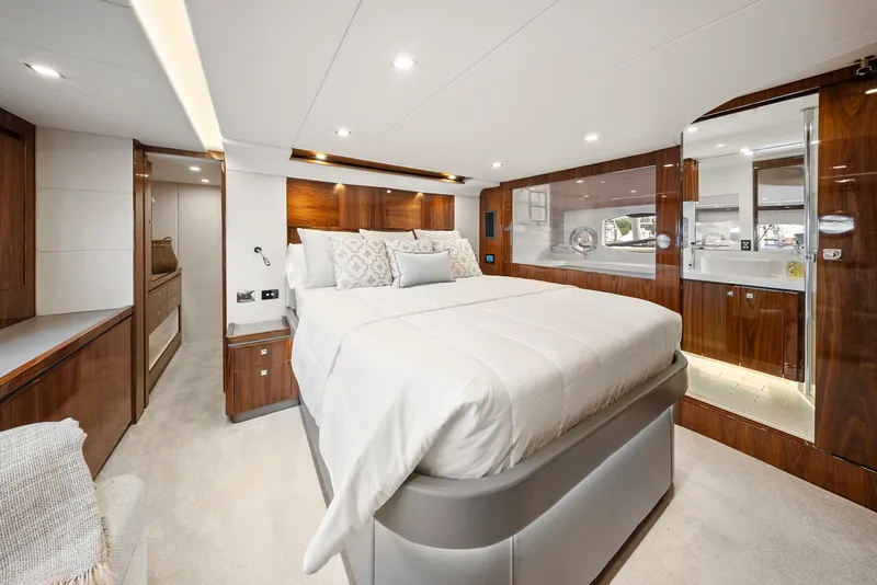Slide: The Image of Riviera 6000 SPORT YACHT 2024 - 86