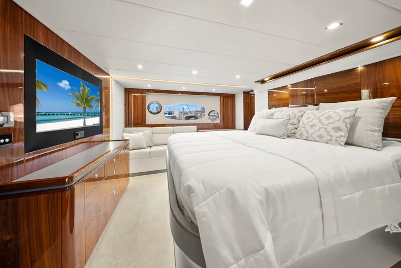 Slide: The Image of Riviera 6000 SPORT YACHT 2024 - 91