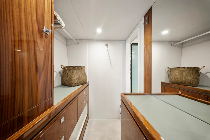 Slide: The Image of Riviera 6000 SPORT YACHT 2024 - 95