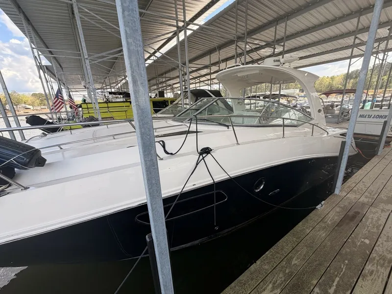 Slide: The Image of Sea Ray 370 Sundancer 2010 - 4
