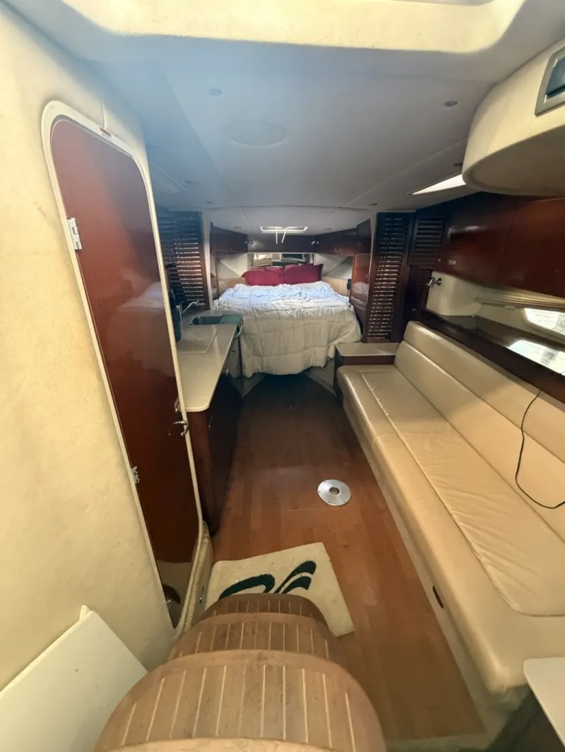 Slide: The Image of Sea Ray 370 Sundancer 2010 - 9