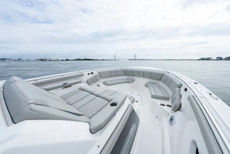 Slide: The Image of Pursuit S 428 Sport 2023 - 17