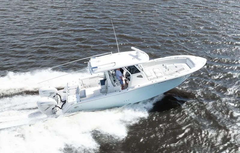 Slide: The Image of Sea Fox 368 Commander 2021 - 14