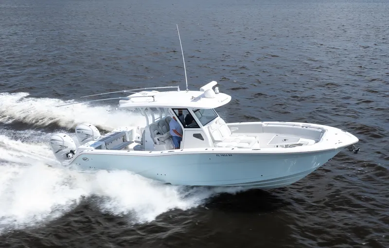Slide: The Image of Sea Fox 368 Commander 2021 - 17