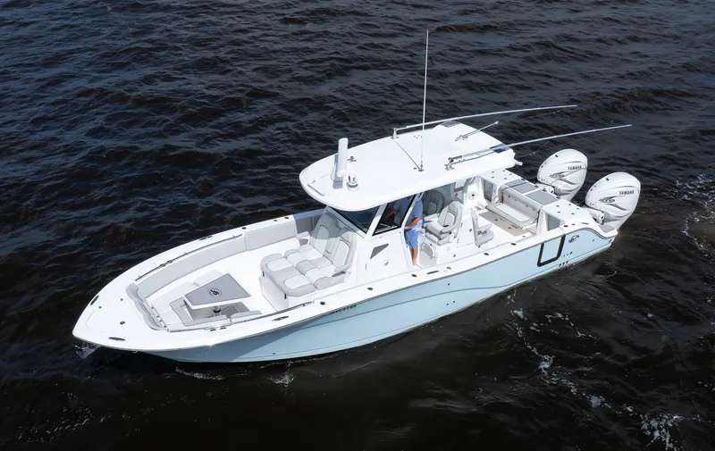 Slide: The Image of Sea Fox 368 Commander 2021 - 19