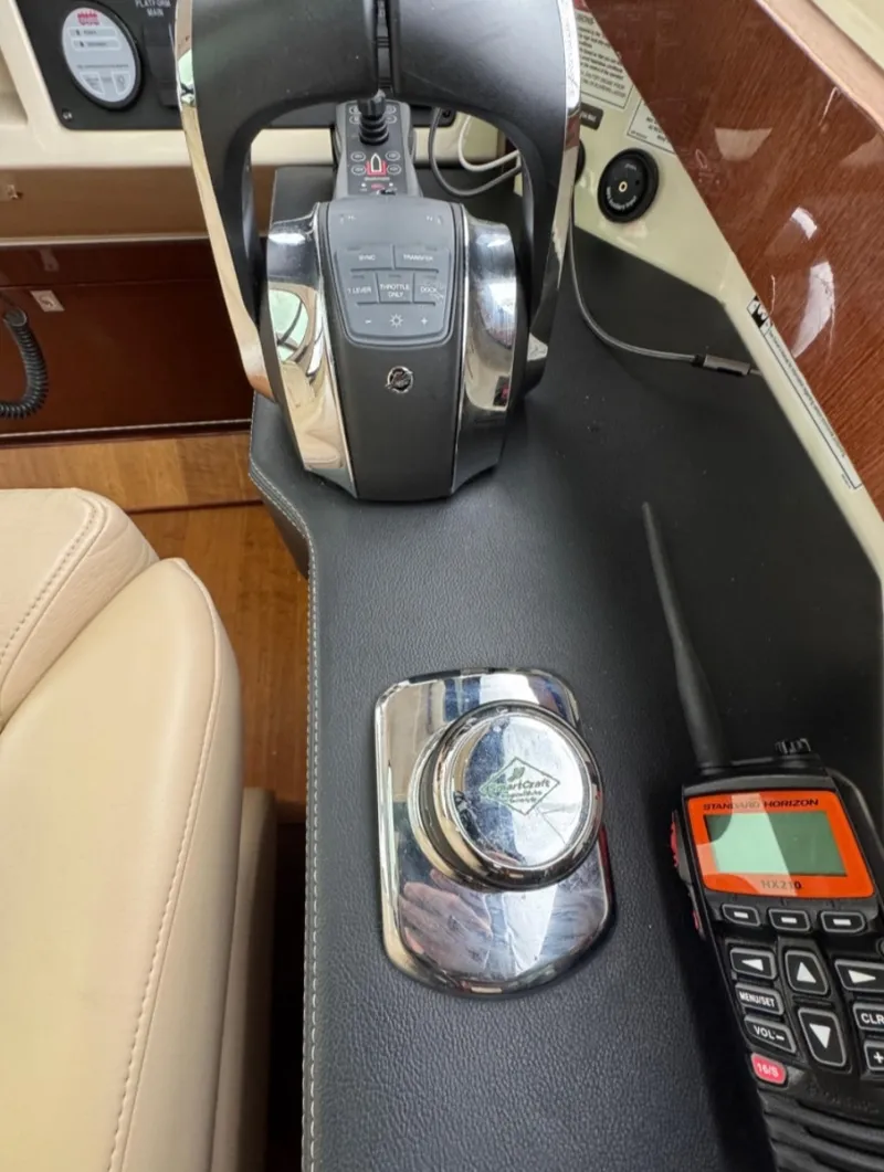 Slide: The Image of Sea Ray Sundancer 510 2015 - 11