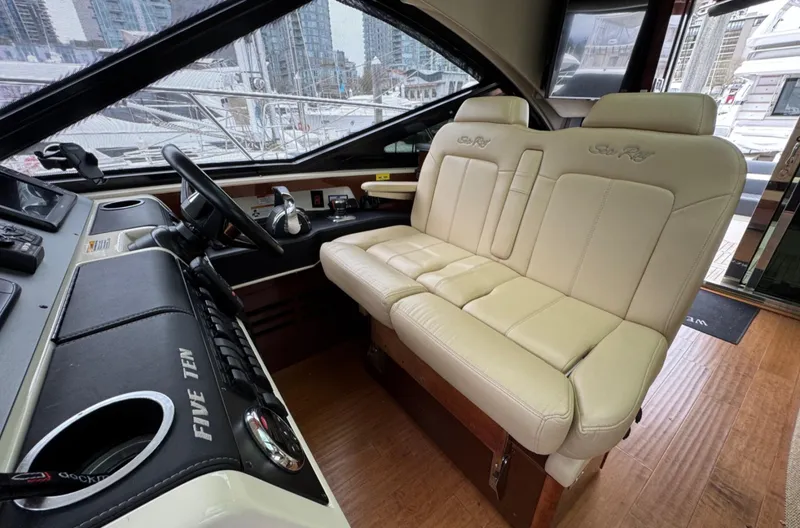 Slide: The Image of Sea Ray Sundancer 510 2015 - 15
