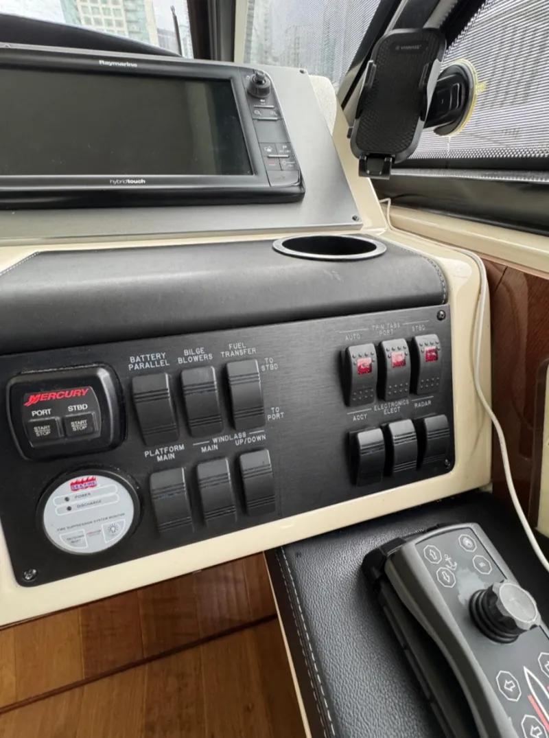 Slide: The Image of Sea Ray Sundancer 510 2015 - 19