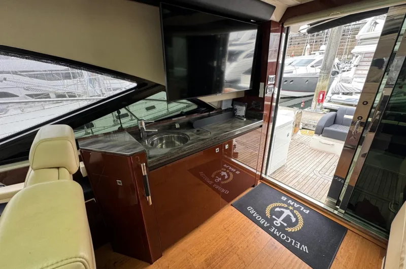 Slide: The Image of Sea Ray Sundancer 510 2015 - 31