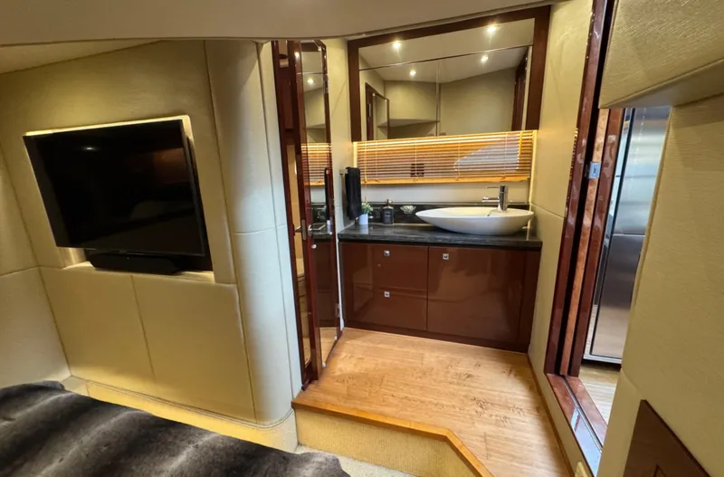 Slide: The Image of Sea Ray Sundancer 510 2015 - 32