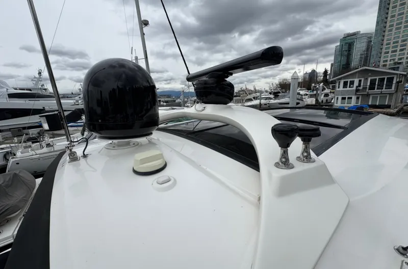 Slide: The Image of Sea Ray Sundancer 510 2015 - 52