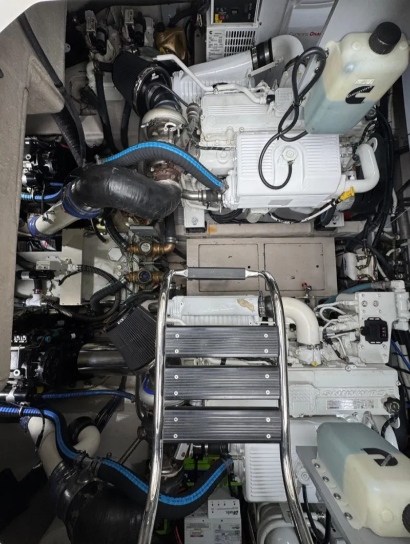 Slide: The Image of Sea Ray Sundancer 510 2015 - 60