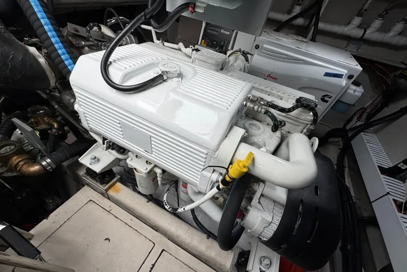 Slide: The Image of Sea Ray Sundancer 510 2015 - 69