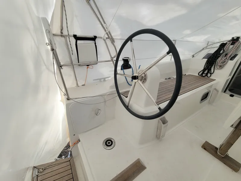 Slide: The Image of Beneteau 30.1 2020 - 14