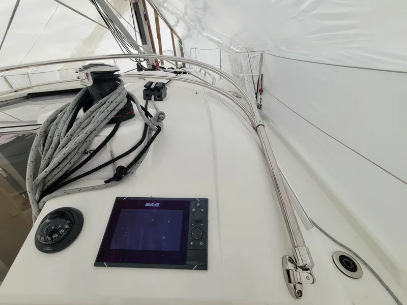 Slide: The Image of Beneteau 30.1 2020 - 19